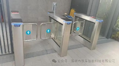 老旧小区智慧改造：扫码人脸闸机如何提升安全与便捷