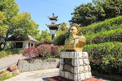 国家AAA级景区——张公山寨