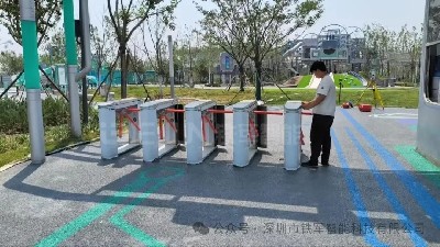 景区三码合一智能检票闸机如何提升30%通行效率？