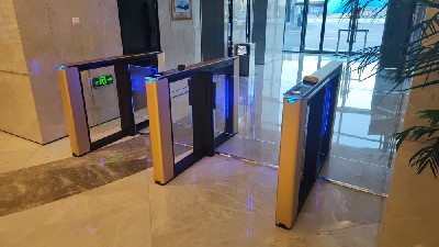 智能化通道闸机成为小区智能化管理的必备设备
