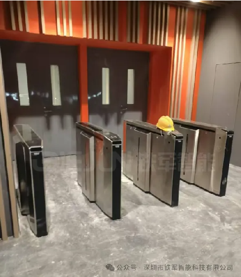 铁军智能闸机厂家分享：人行通道翼闸常见故障及解决方法