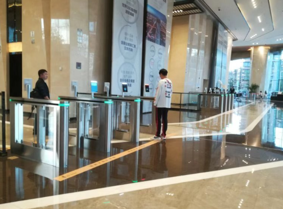 智能门禁翼闸让办公大楼的管理越来越简易化