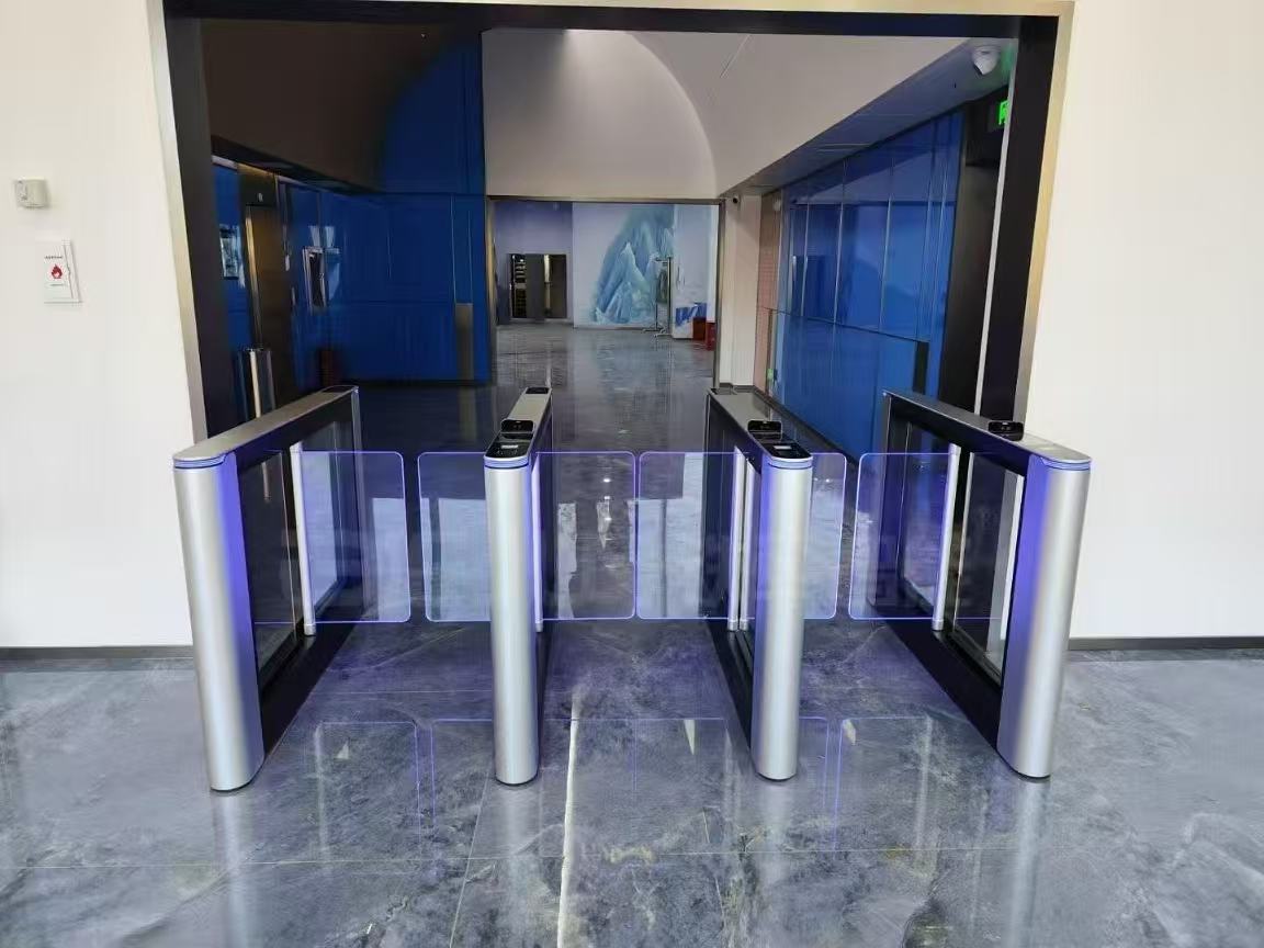 一秒通行，畅滑无忧！揭秘滑雪场全新自助检票闸机“丝滑”入闸