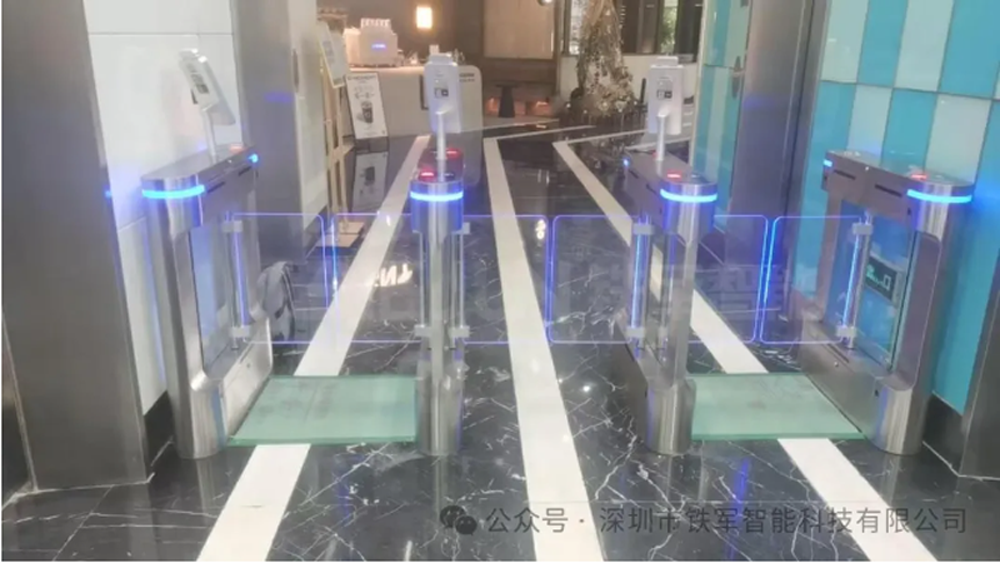 小区人脸识别通行闸机：提升业主安全感，减少物业工作量